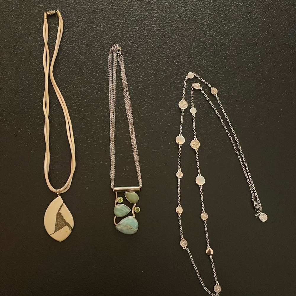 Various necklaces